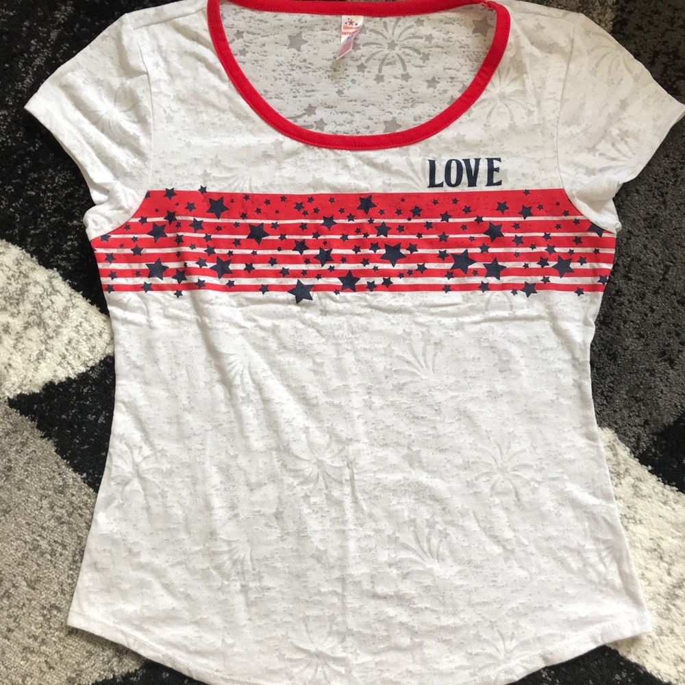 Celebrate It | Love Short-Sleeve Tee